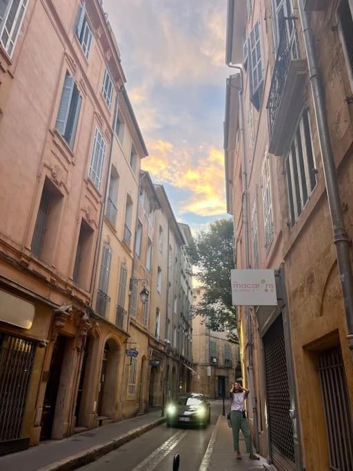 Charmant Appartement 2 Pieces En Plein Centre Ville Historique Aix-en-Provence Exterior foto